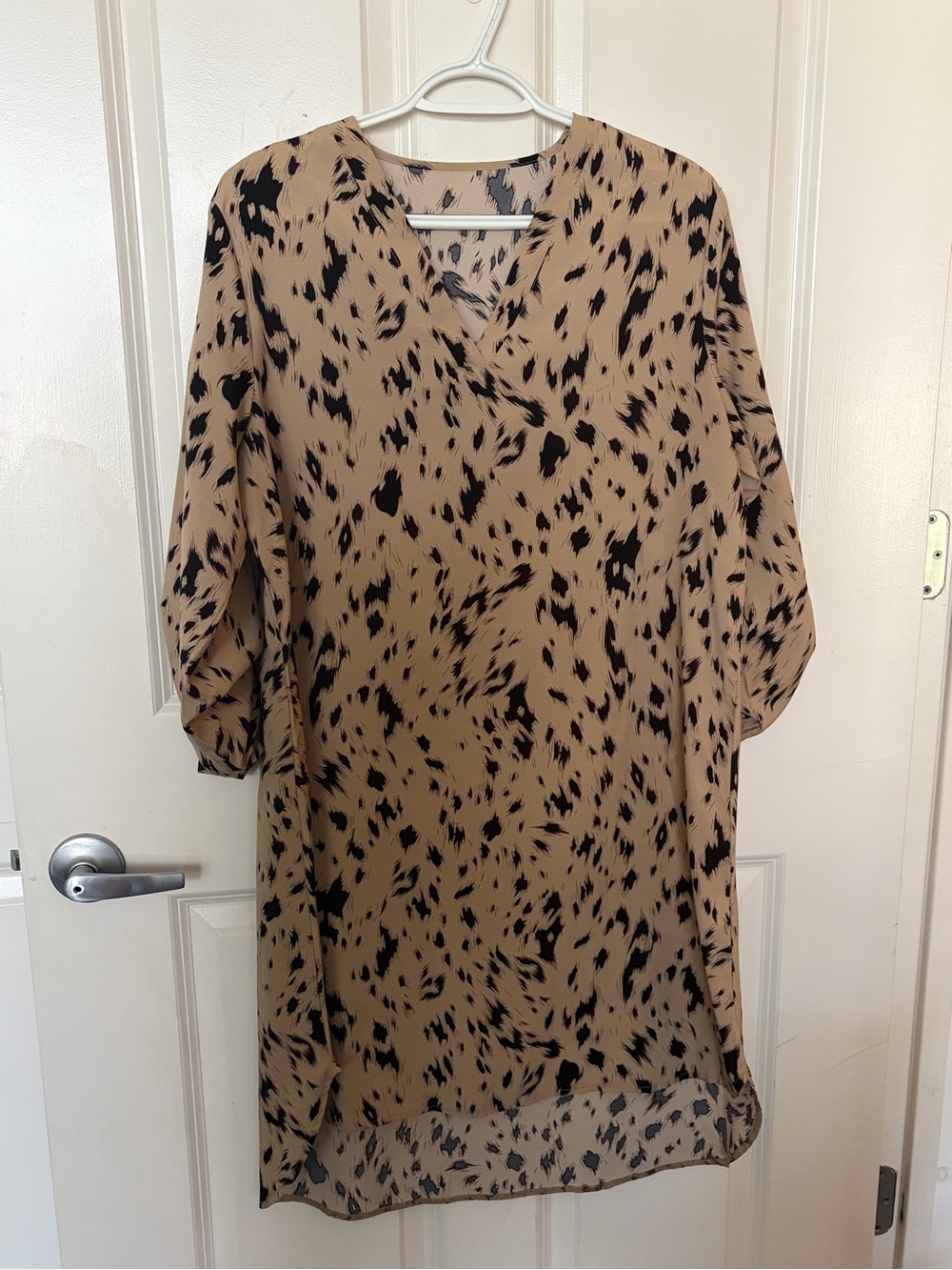 Women's Taupe Animal-Print V-Neck Tunic